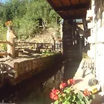宾馆 杨维斯基穆林旅馆 Lázně Bělohrad