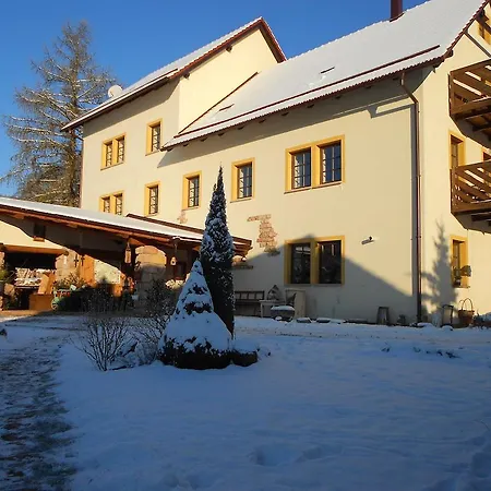 Javorsky Mlyn Inn *